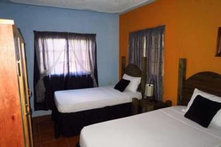 Room 17 of 25