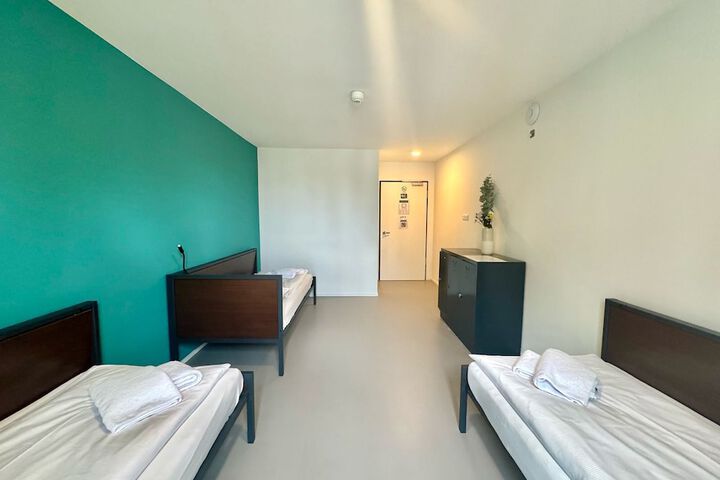 Room 12 of 72