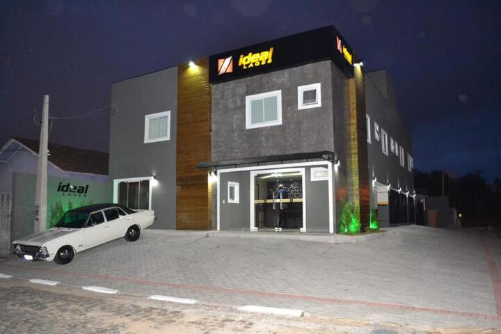 Exterior of Ideal Lages Hotel