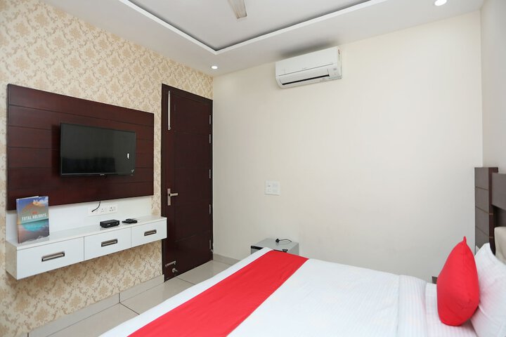 Room 21 of 29