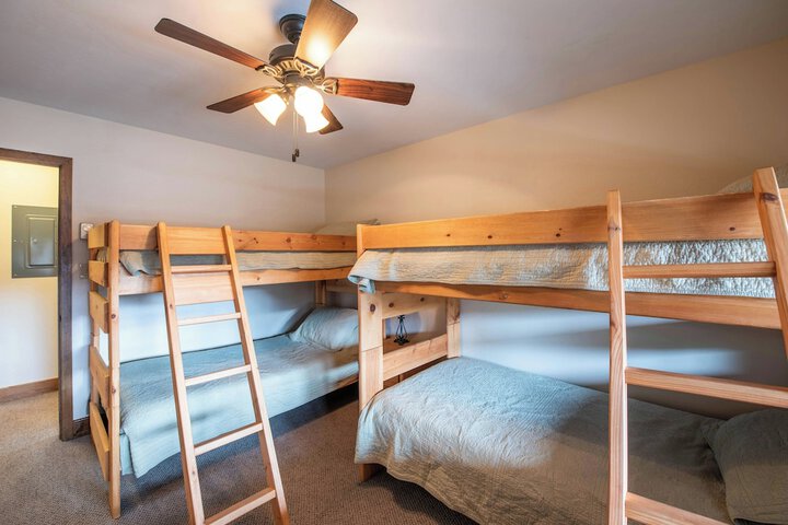 Room 29 of 229