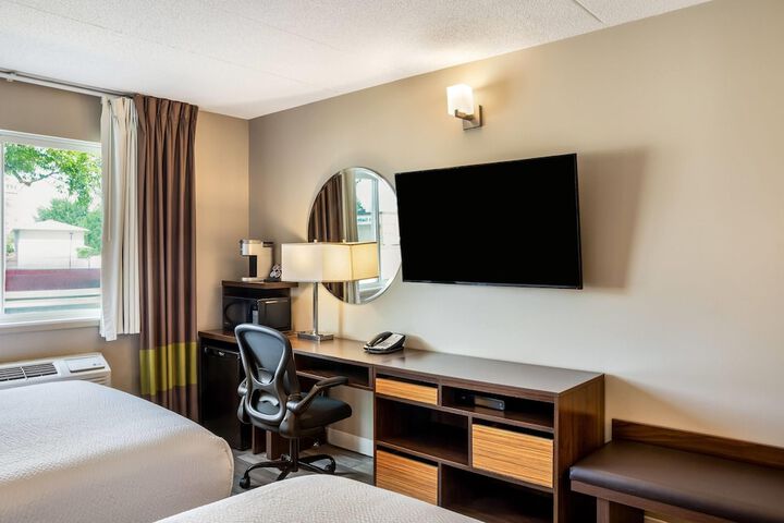 Room 28 of 54