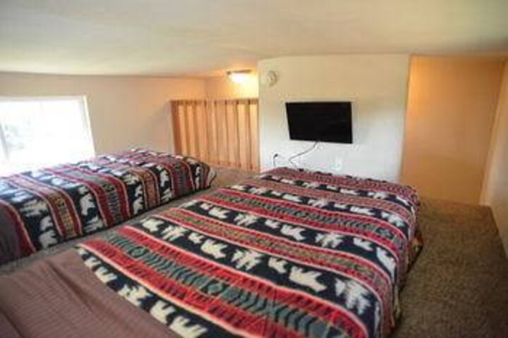 Property Grounds 17 of 33