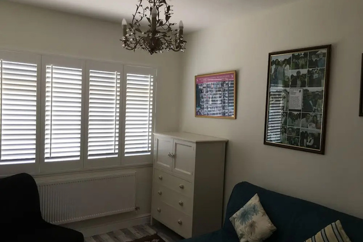 Room 4 of 14