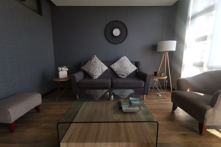 Room 115 of 215