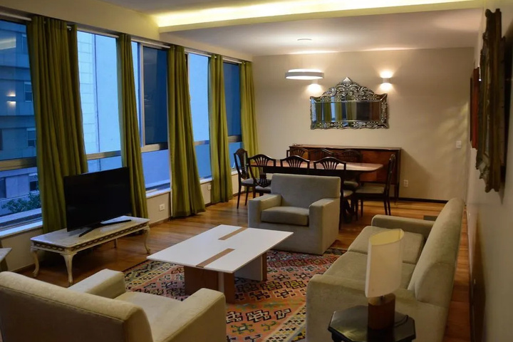 Room 2 of 11