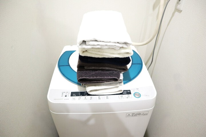 Laundry 121 of 143