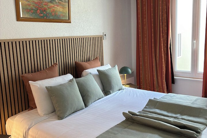 Room 21 of 53