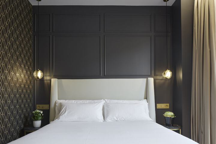 Room 6 of 39