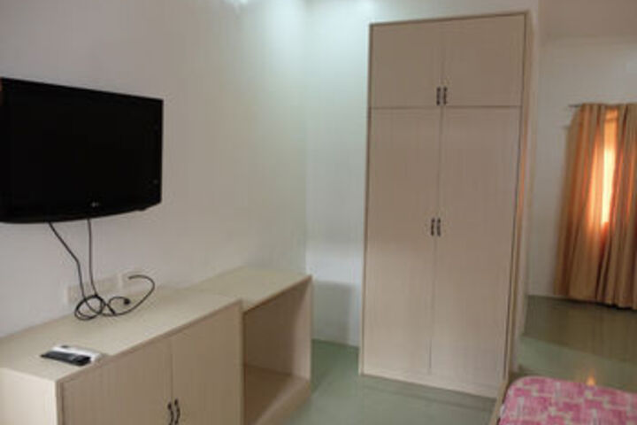 Room 64 of 89