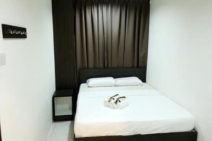 Room 17 of 57