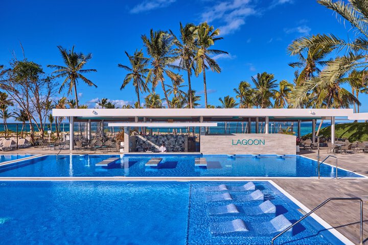 Pools & Facilities