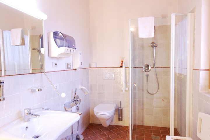 Room 14 of 29