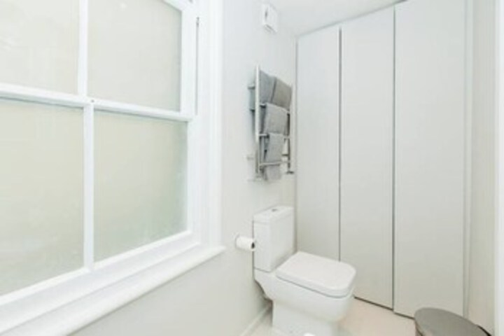 Room 3 of 19