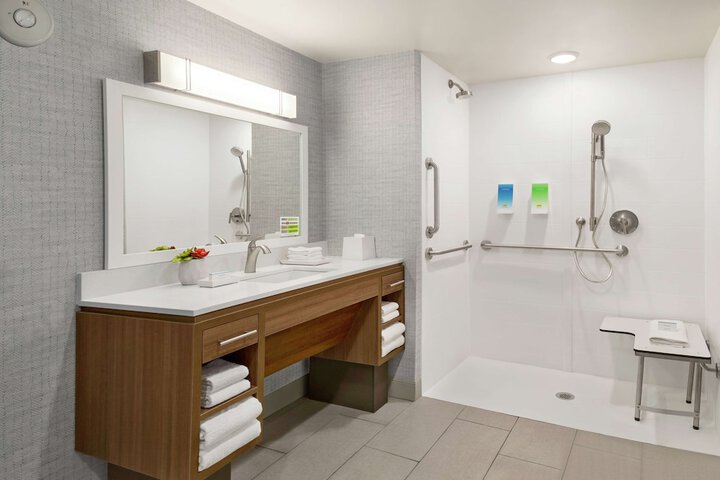 Bathroom shower