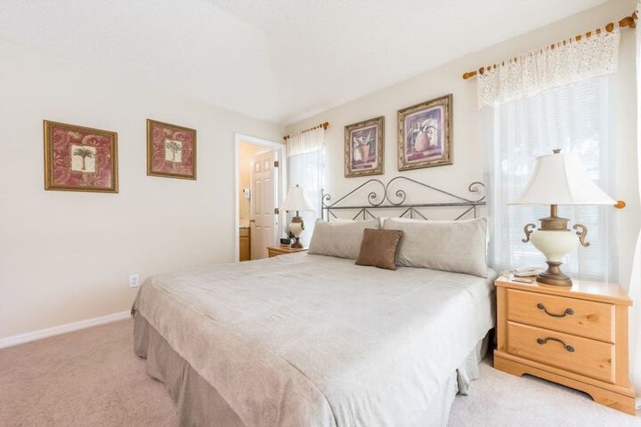 Room 4 of 414