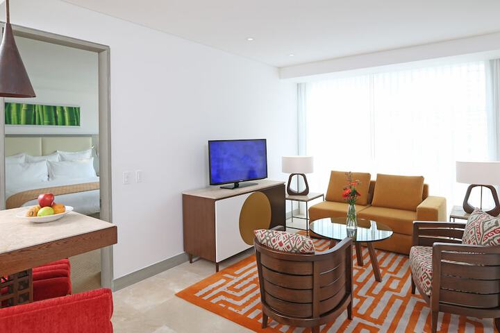 Room 5 of 151