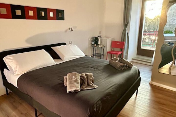 Room 6 of 29