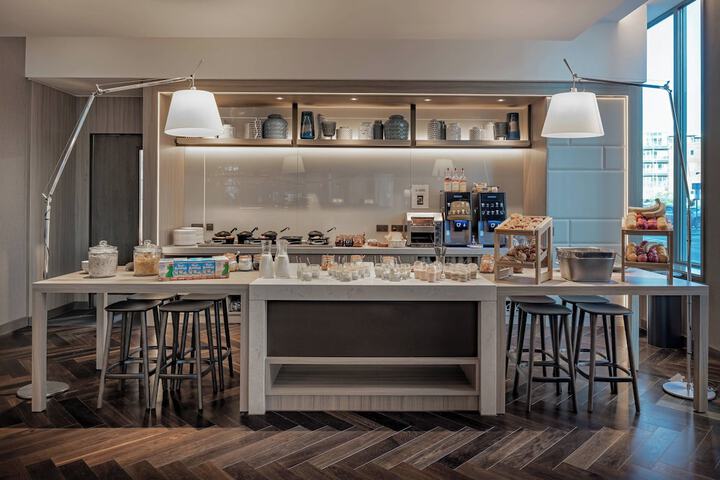 Breakfast/Coffee Service 27 of 45
