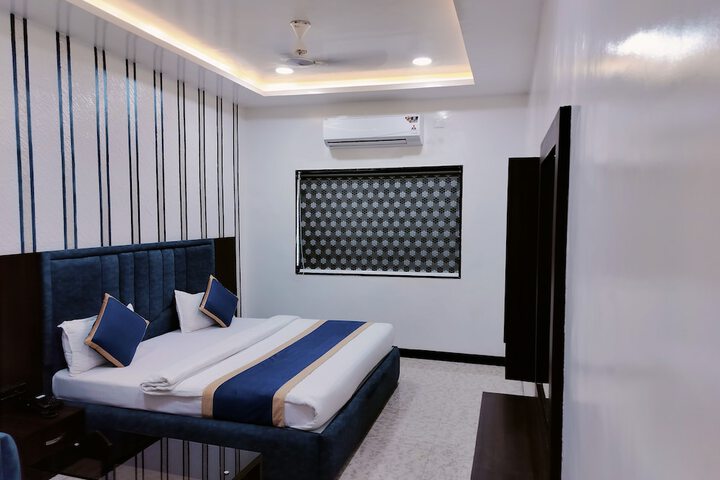 Room 8 of 29