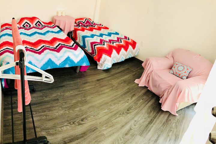 Room 21 of 32