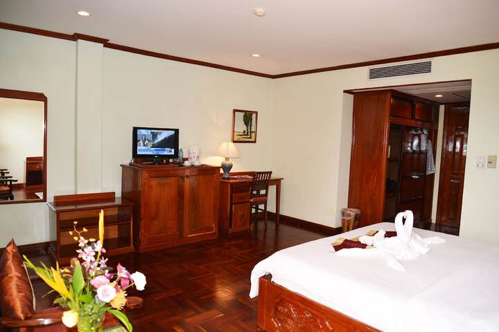 Room 22 of 45