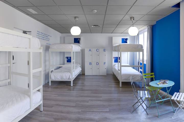 Room 25 of 113