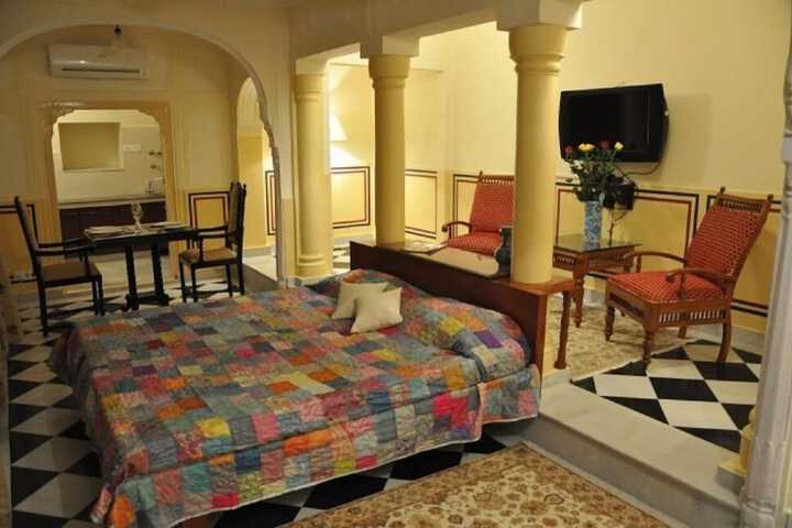 Room 20 of 73