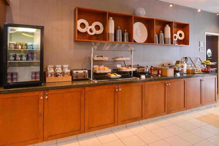 Breakfast area