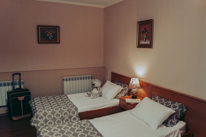 Room 2 of 19