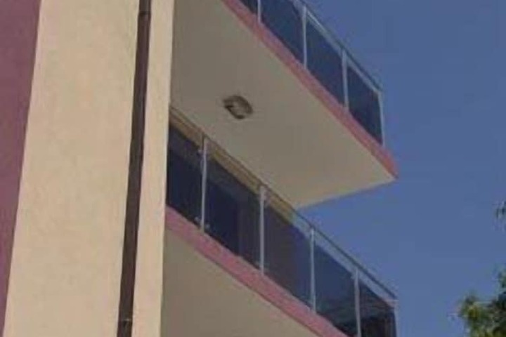 Hotel Entry