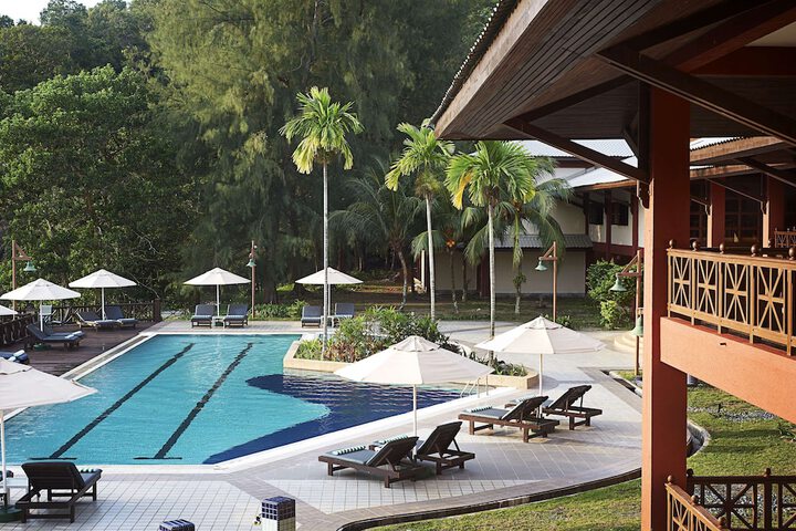 Pool 32 of 46