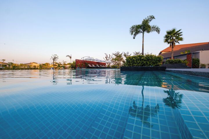 Pool 35 of 81