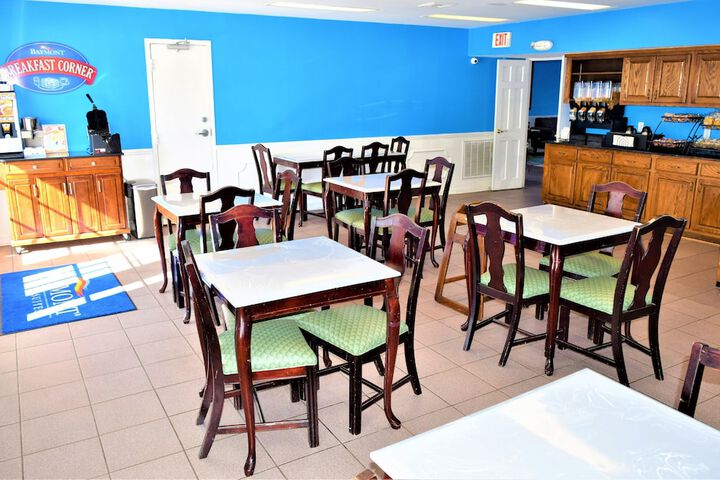 Breakfast/Coffee Service 44 of 56