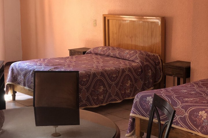 Room 14 of 44