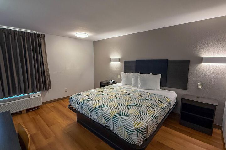 Room 14 of 48