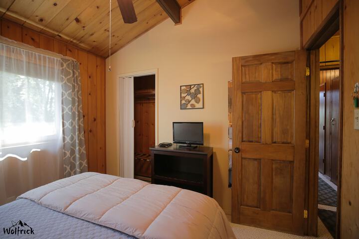 Room 21 of 111