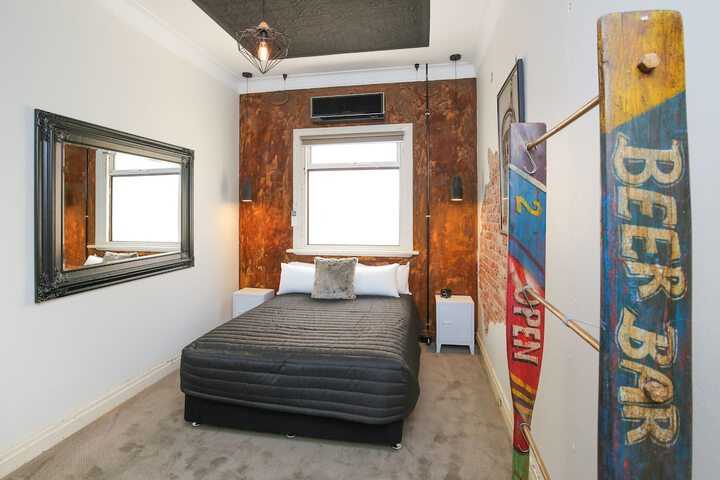 Room 14 of 72