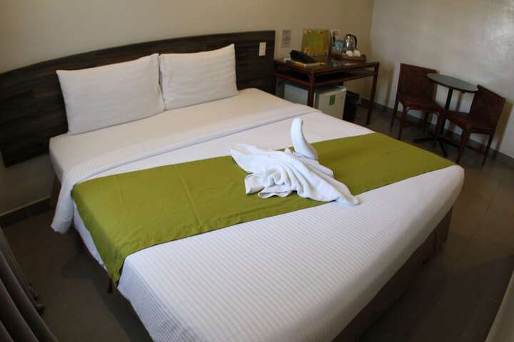 Room 16 of 54