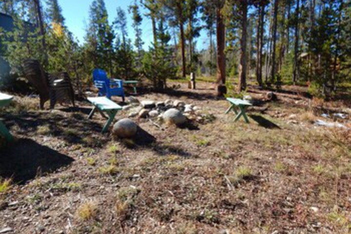 Property Grounds 38 of 51