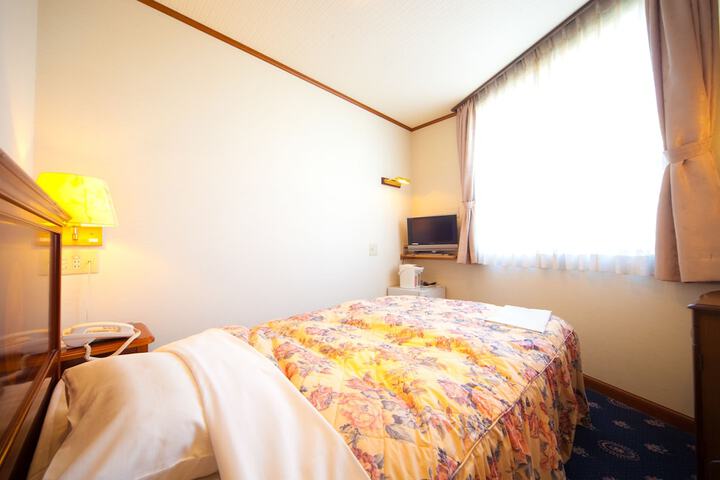Room 7 of 43