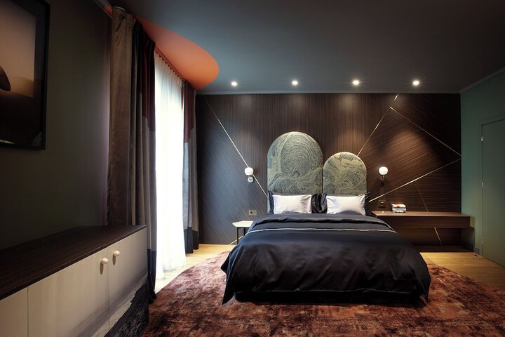 Room 67 of 257