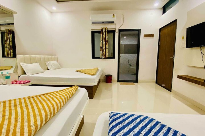 Room 26 of 59