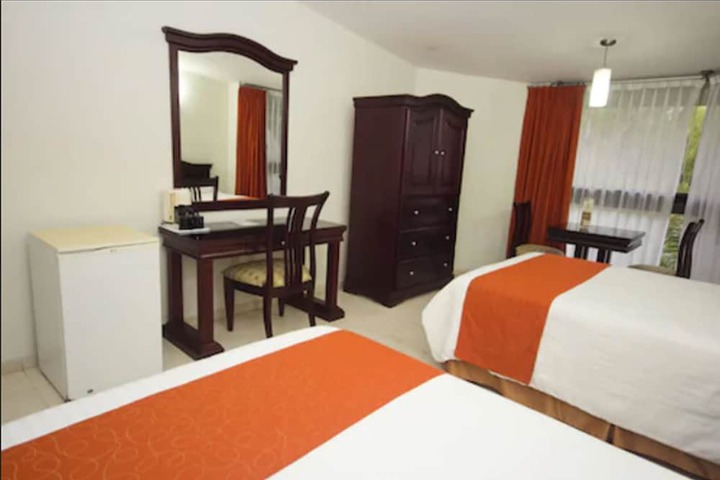 Room 5 of 23