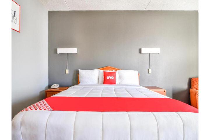 Premium King Bed (9 of 11)