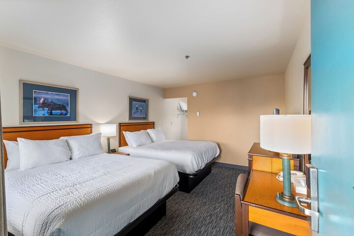 Room 26 of 127