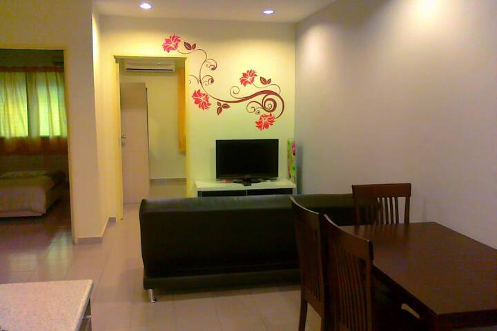 Room 4 of 27