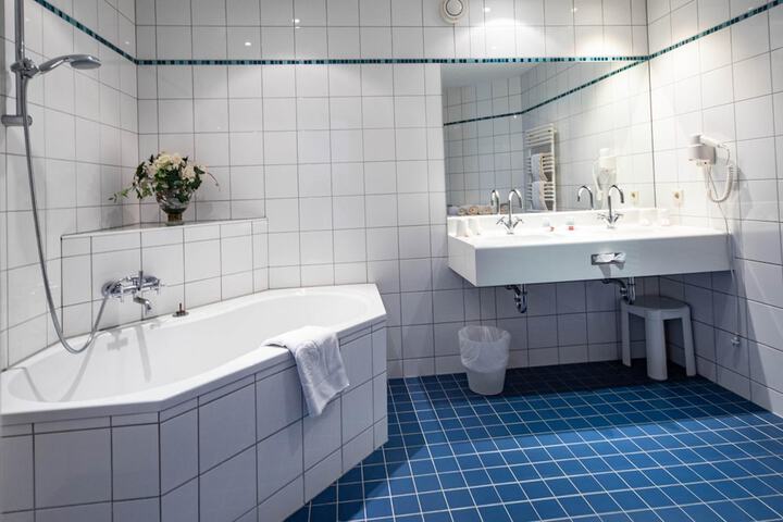 Bathroom Interior Photo