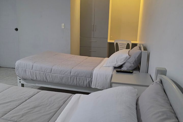 Room 7 of 84