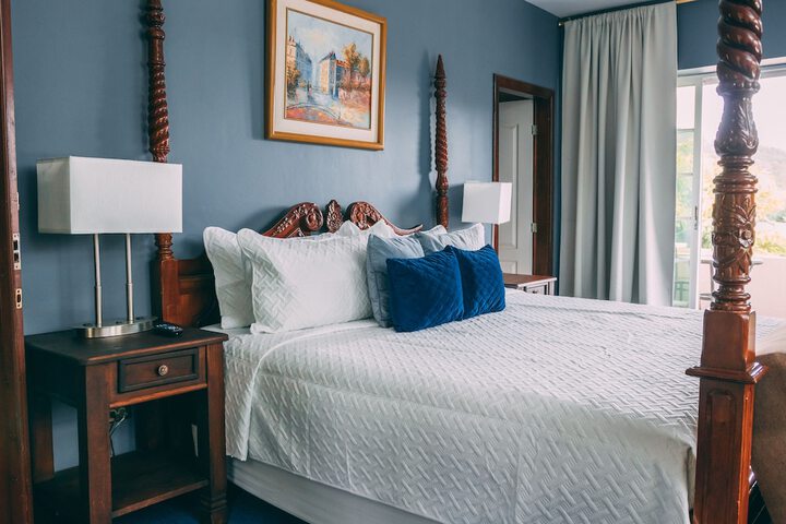 Room 16 of 51